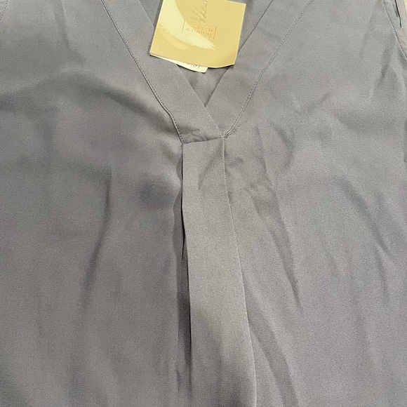 14th & Union Top - Picture 3 of 3